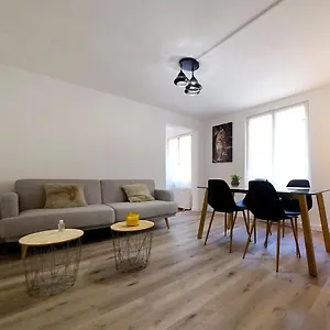 Appartement Au Coeur De La, Cours-la-Ville